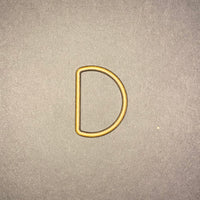D-ringar i metall, större, olika storlekar och färger