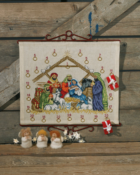 Broderikit Julkalender "Jesusbarnet" 45 x 38 cm (34-8281)